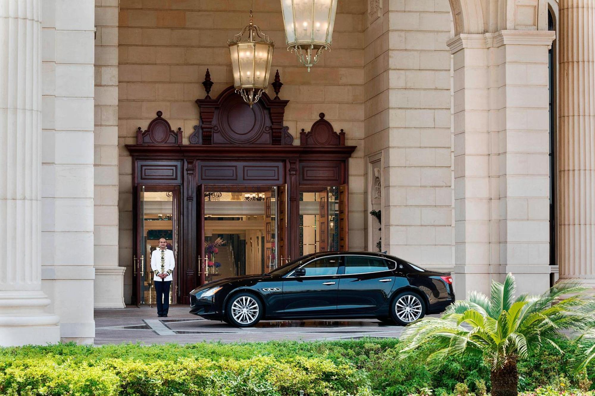 فندق ريتز كارلتون جدة المظهر الخارجي الصورة The main entrance of the hotel